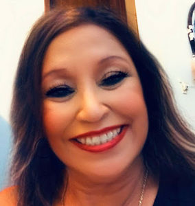 Meet your Posher, Dayna